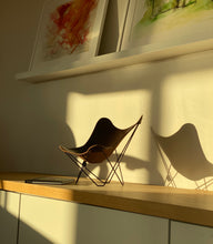 Load image into Gallery viewer, Miniature Butterfly Chair